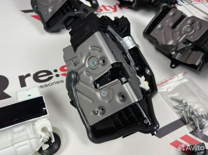 Дотяжки дверей Mercedes