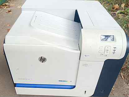 На запчасти Цветной нр Laserjet 500 color М551