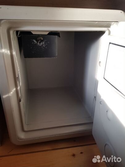 Сейф металлический Sentry 6330