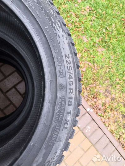 Continental IceContact 3 225/45 R18 95T