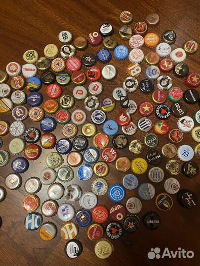 Пивные пробки коллекция 1300 штук