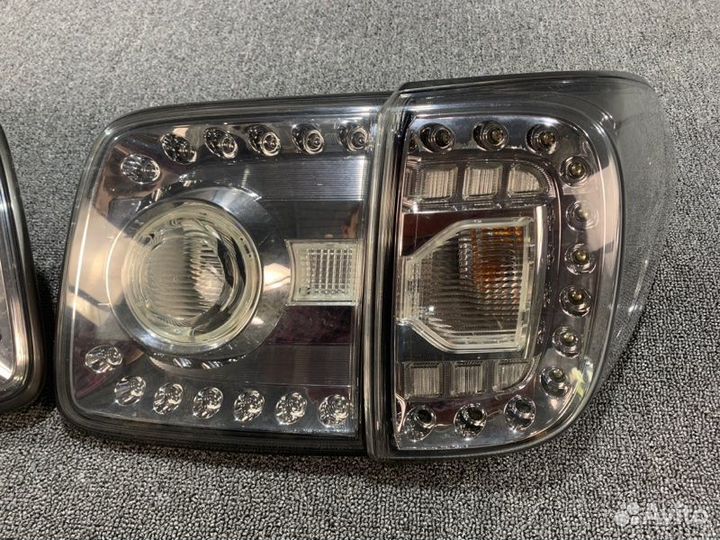 Стоп-сигналы (пара) задние Nissan Patrol Y62 2014