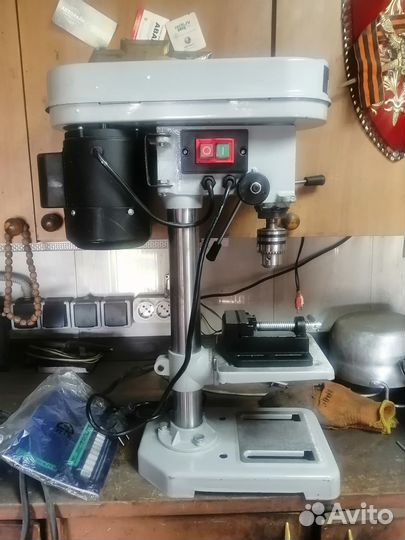 Продам станок сверлильный