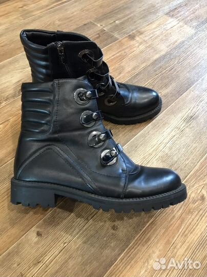 Ботинки женские