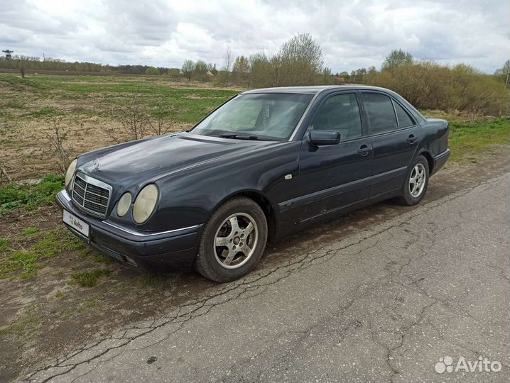 Mercedes-Benz E-класс 2.4 AT, 1998, 260 000 км