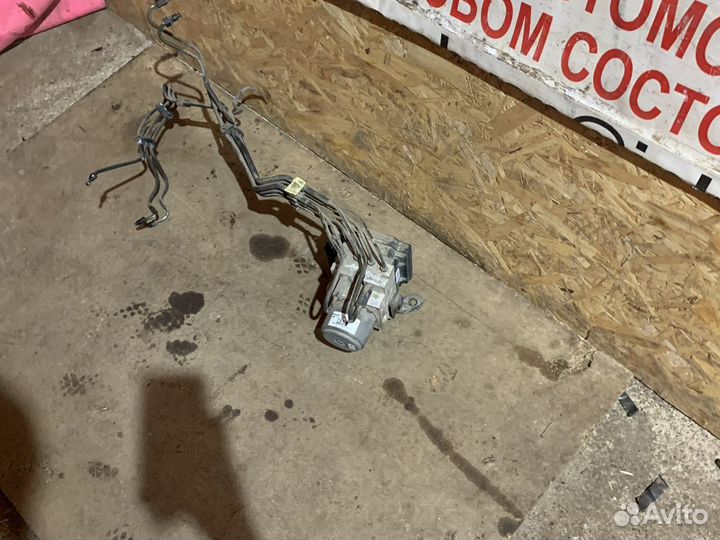 Блок ABS Kia Quoris