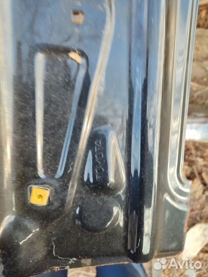 Задние крыло avensis т250 251