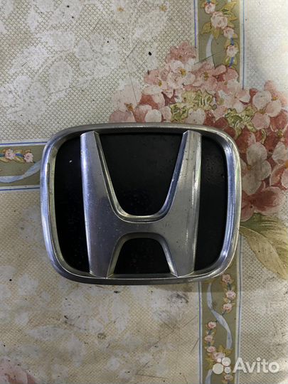 Эмблема Хонда