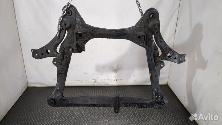 Балка подвески передняя Toyota Highlander 1, 2003