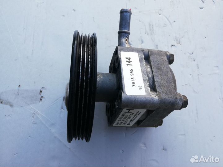 Насос гидроусилителя Nissan Almera (N16)