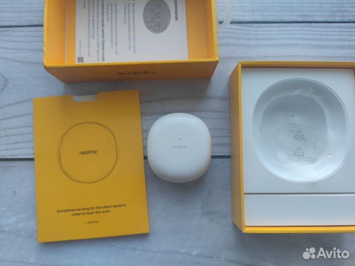 Наушники Realme Buds Air Pro белые