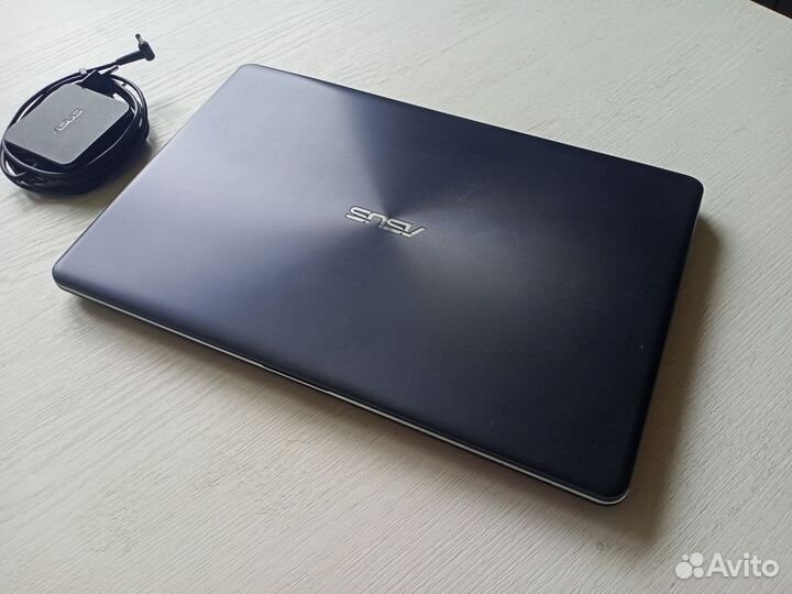 Ноутбук Asus VivoBook 15 X542UF