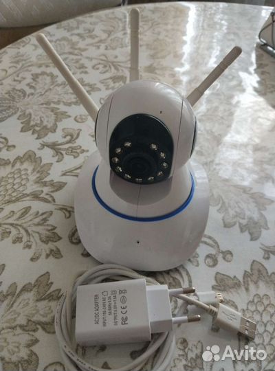 Камера видеонаблюдения поворотная