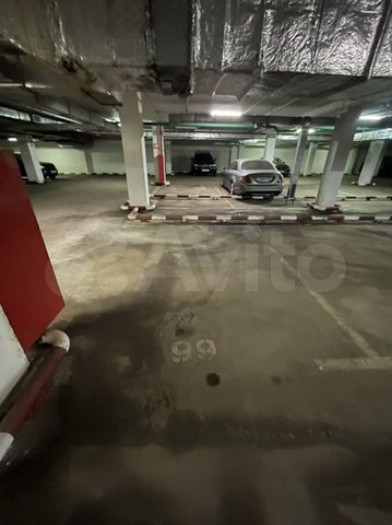 Машиноместо, 16 м²