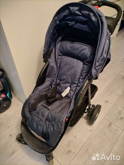 Прогулочная коляска на запчасти