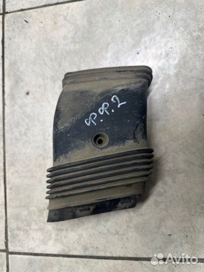 Патрубок воздушного фильтра Ford Focus седан sida