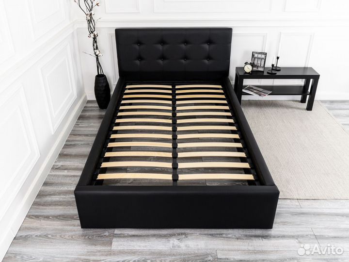 Кровать 120 на 200 из черной экокожи