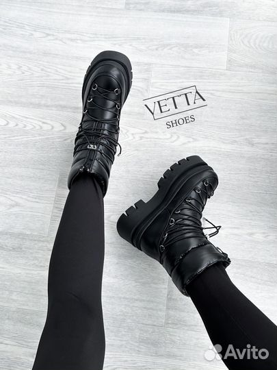 Дутики Луноходы с натуральной шерстью массивные