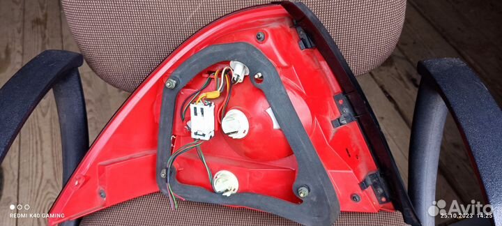 Nissan almera classic задний фонарь