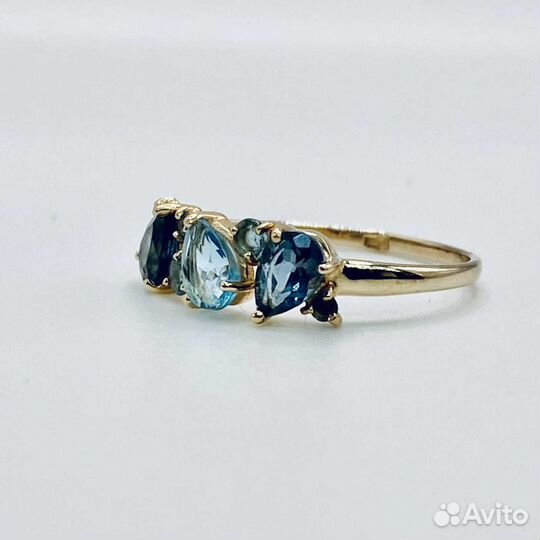 Золотое кольцо с топазом