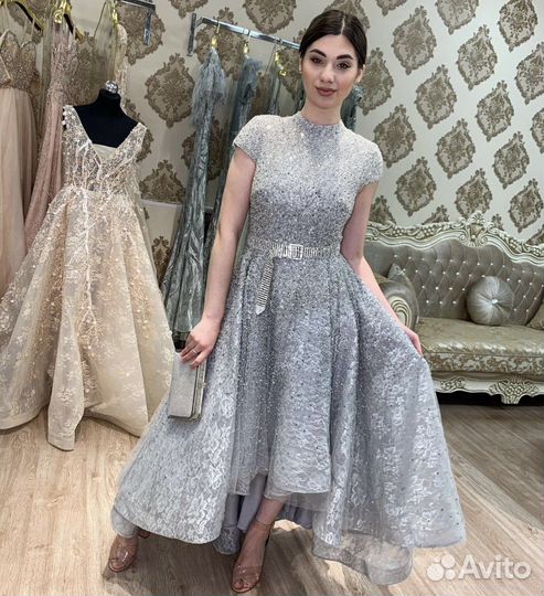 Вечернее платье