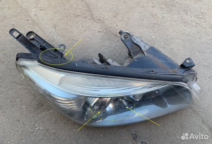 Фара правая Rav-4, Rav4 3