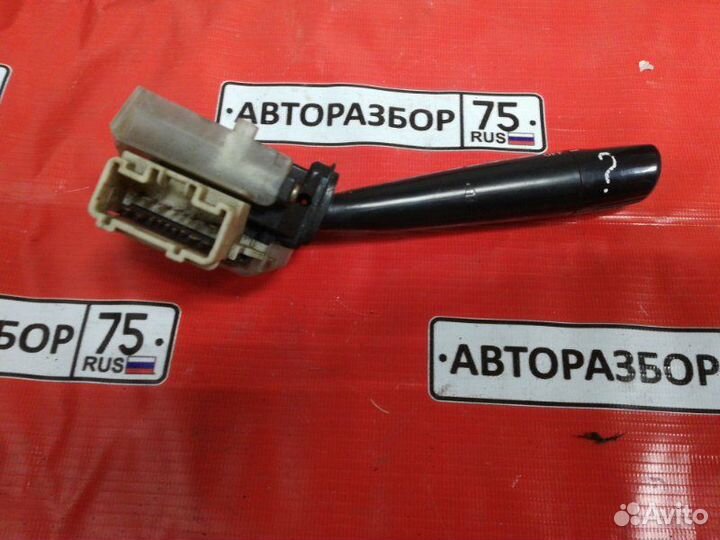 Блок подрулевых переключателей правый Subaru