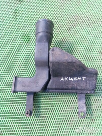 Резонатор воздушного фильтра Hyundai Accent LC/LC2