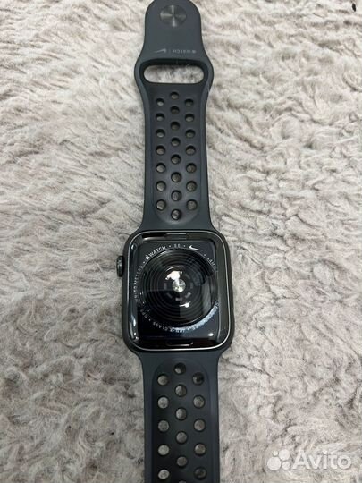 Apple watch se 44 mm