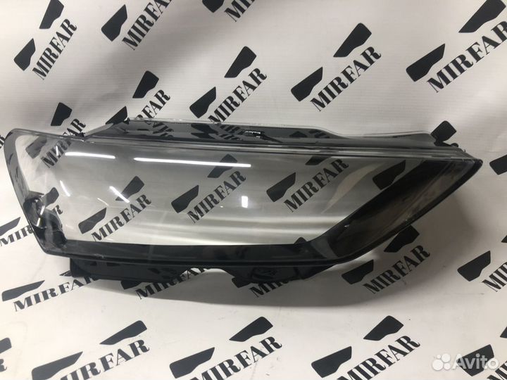 Правое стекло фары Audi A7 4K 2018-2022