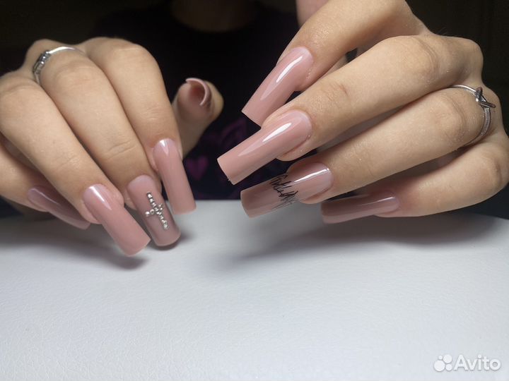 Мастер маникюра