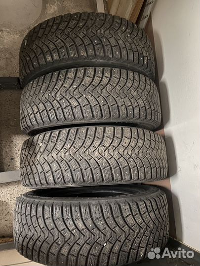 Michelin X-Ice North XIN2 215/60 R16