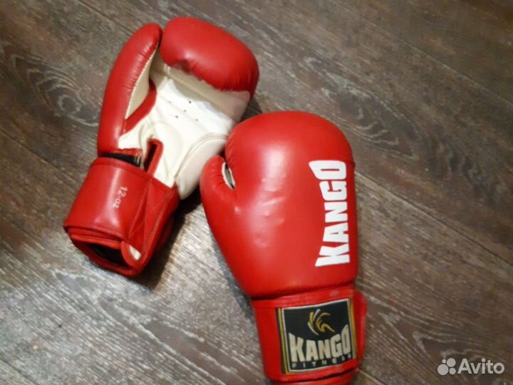 Боксерские перчатки 12 oz