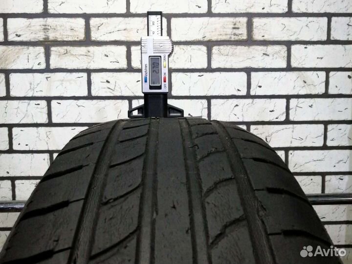 Nexen Roadian 541 225/75 R16 104H