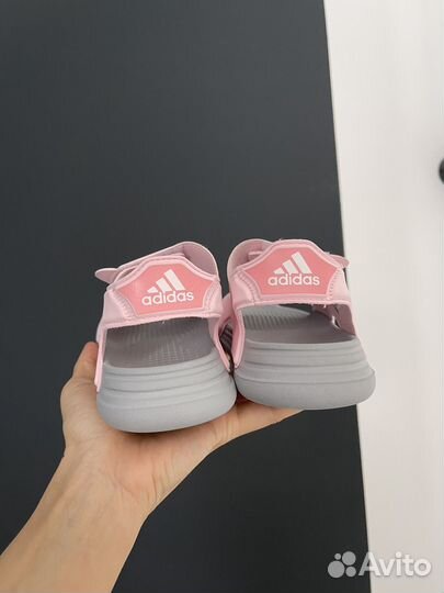 Сандали adidas 32