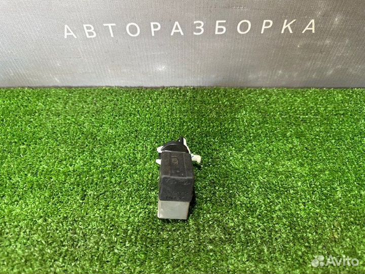 Выключатель стоп-сигнала(лягушка) Kia Picanto 2