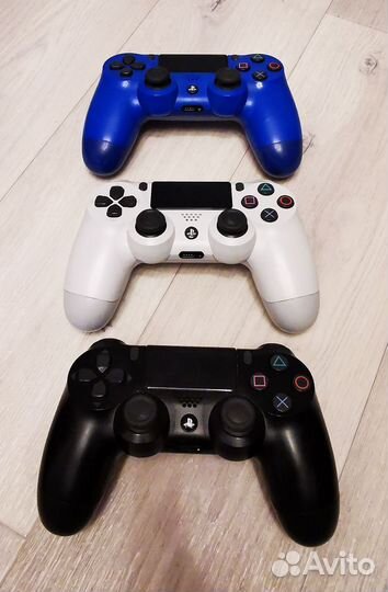 Sony PS4 Slim 1tb / 3 геймпада / игры