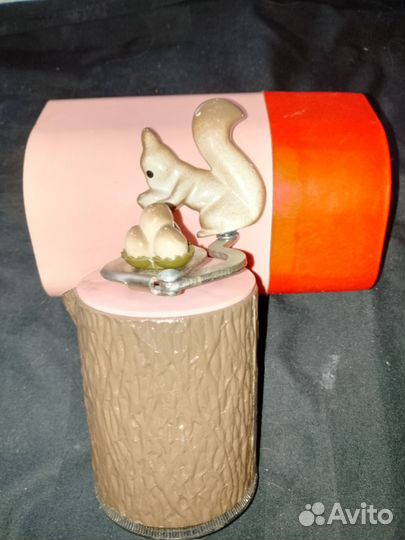 Кофемолка СССР ручная. Белочка