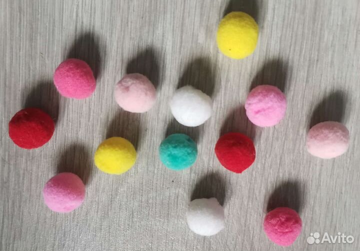 Продам лоскутки и фурнитуру для рукоделия