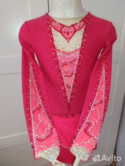 Новое платье 126-132 для фигурного катания