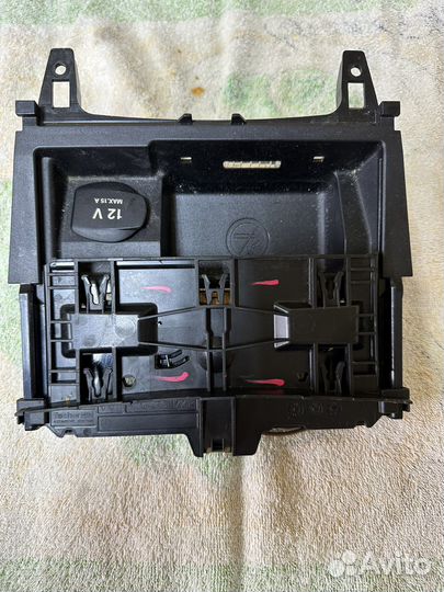 Пепельница Мерседес w212 w204