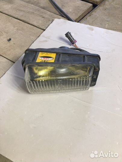 Реле, кнопки,Ауди 100(45) разбор 2.6