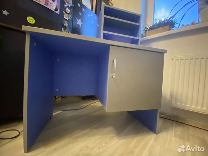 Детский стол