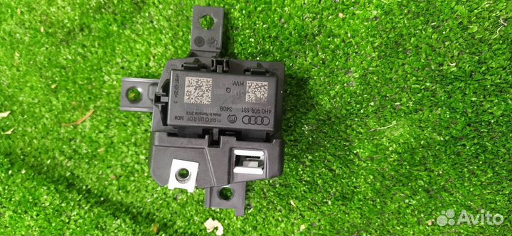 Блок иммобилайзера Audi A8 D4 cdra 2010
