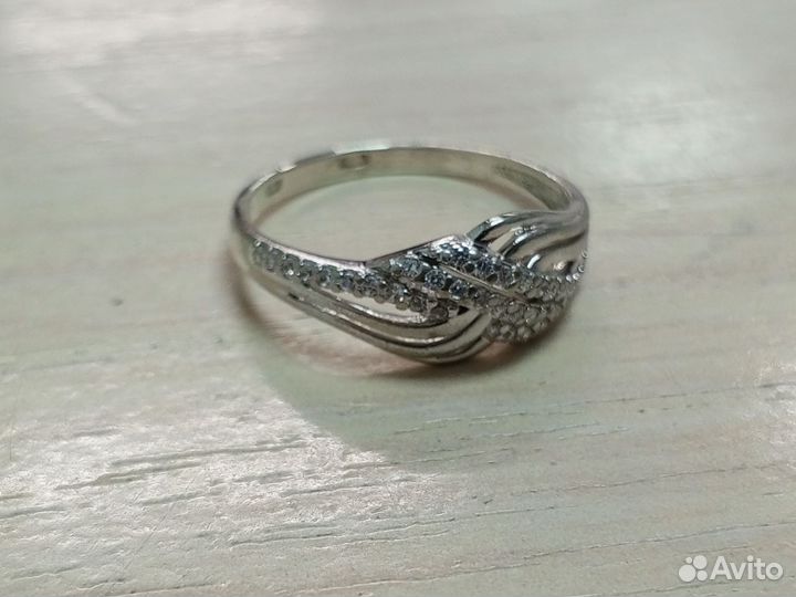 Серебряное кольцо