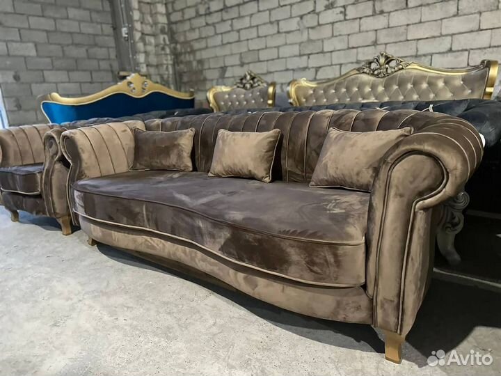 Диван с креслами