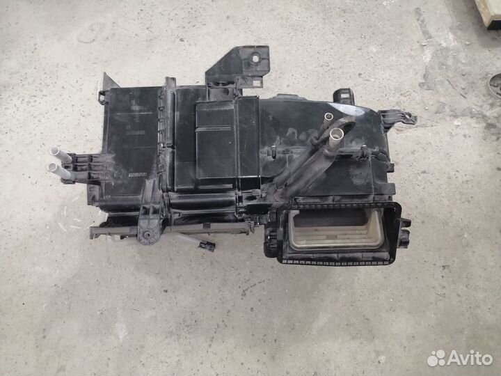 Отопитель печка Toyota Avensis T25 corolla 12