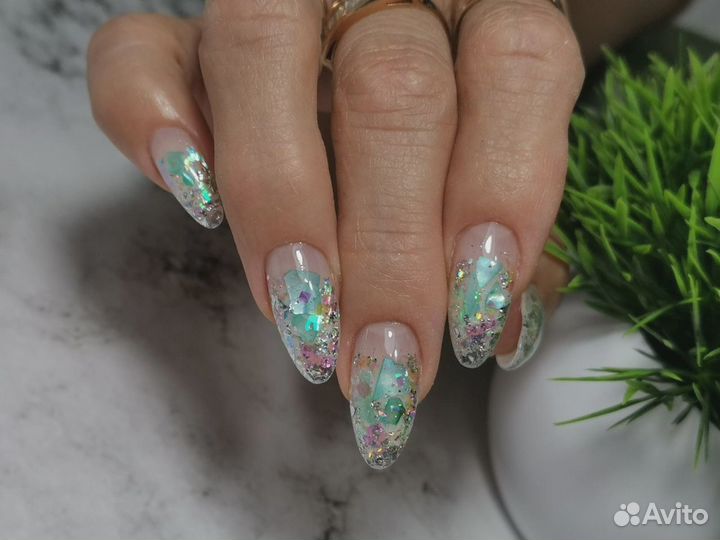 Маникюр, наращивание ногтей