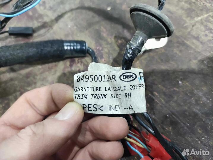 Проводка крышки багажника Renault Logan 2