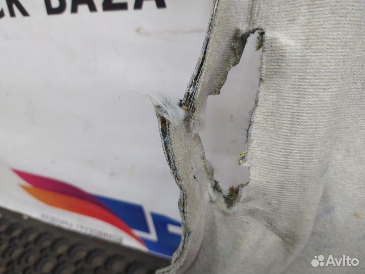 Обшивка задней стенки салона Volvo FH